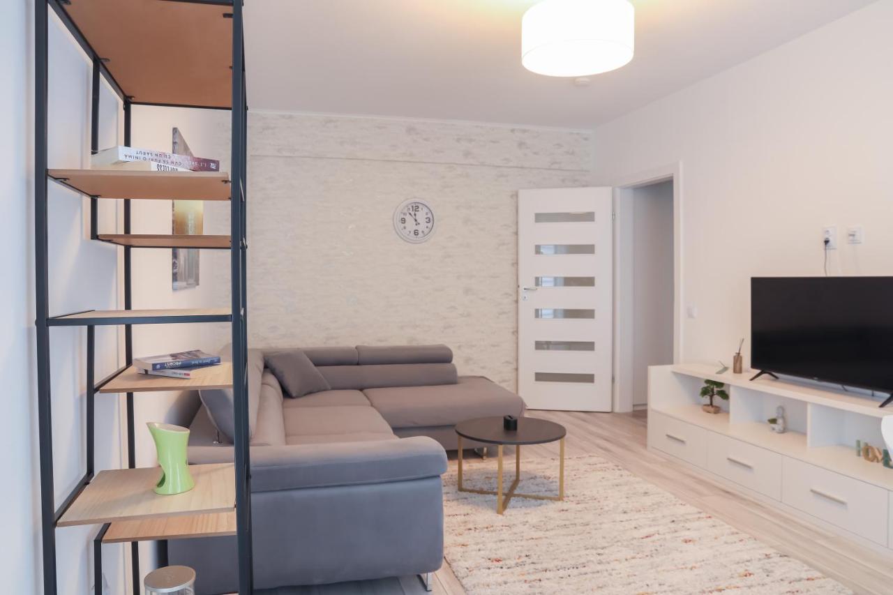 Stars Apartment Brasov Bagian luar foto